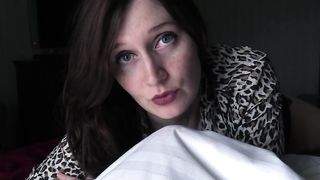 Bettie Bondage - Talking Your Naive Ditzy Mom Into A Bj