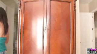 SexyMomma - Step Mom Alia Wants Tiffanys Boy Toy!