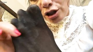 Janey Jones Mommys Pantyhose Toe Sucking CEI