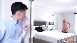 Three Way with my creeper step-sonnie (Nina Hartley)