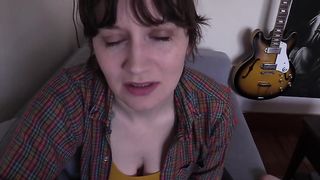 Bettie Bondage - Mom is a Cougar