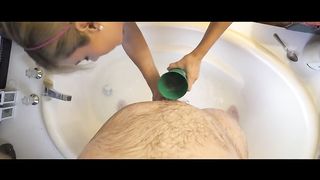 Mother helps hurt sonnie bathe (Coco Vandi)