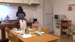 Chinese Family Hump Story