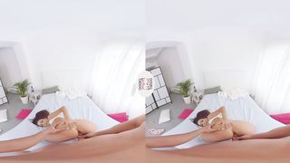 VIRTUAL TABOO - Young Alyssia Having Time With Her Sugar Daddy