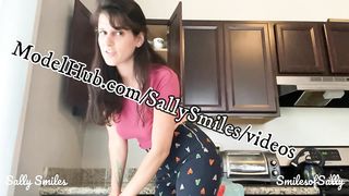 Aunt-In-Law Tease Giant Butt - Taboo Fetish - all All-Innate Furry - Sally Smiles